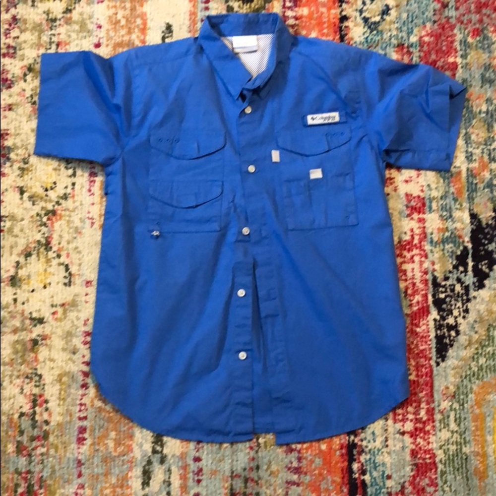 Columbia fishing shirt.